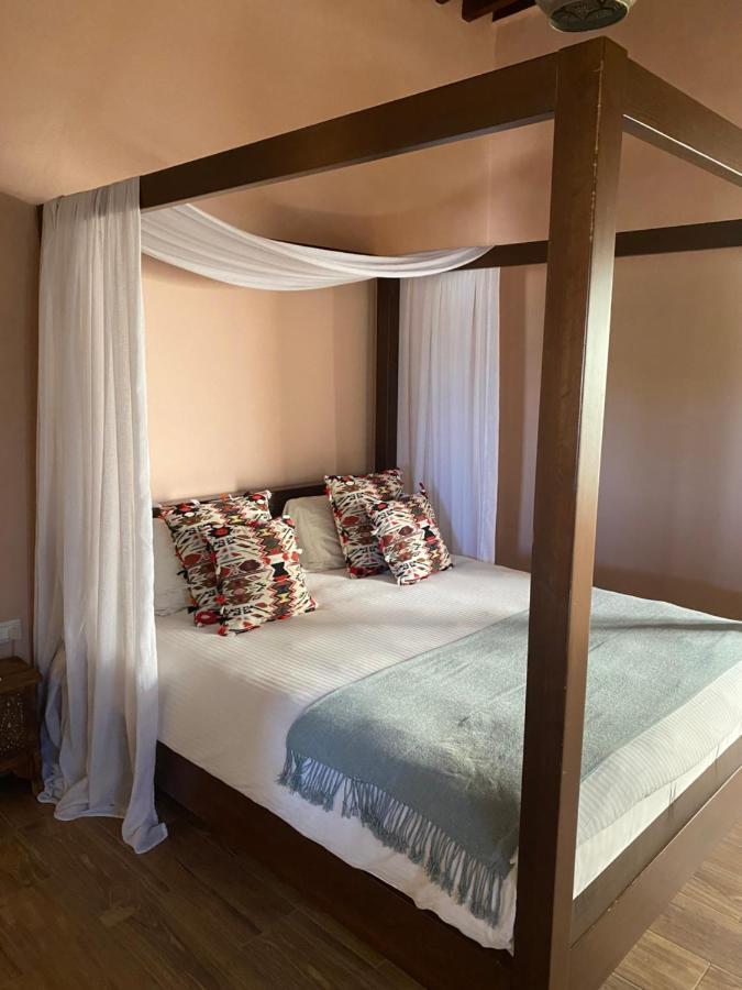 Dar Camelia Bed & Breakfast Tiro Exterior foto